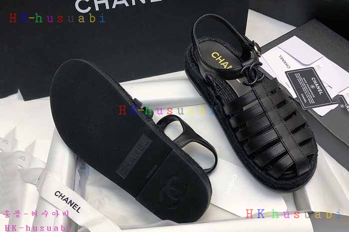 NEW 샤넬 신발 신상 C 743040