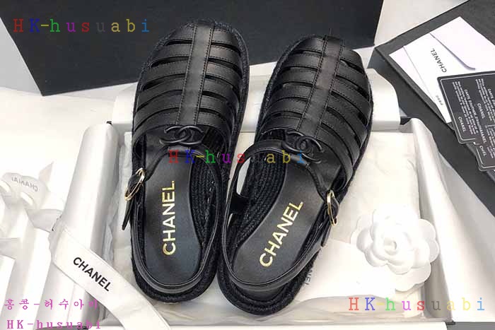 NEW 샤넬 신발 신상 C 743040