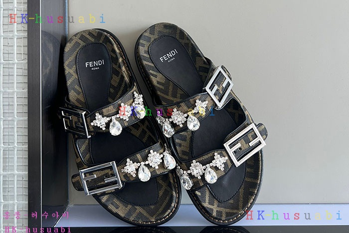 NEW 펜디 신발 신상 FD 6885057