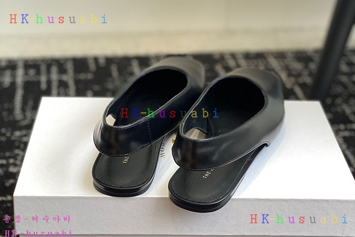 NEW 더 로우 신발 신상 L 8570501