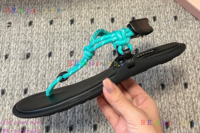 NEW 미우미우 신발 신상 M 755017