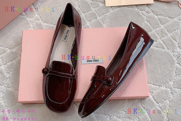 NEW 미우미우 신발 신상 MU 8944705