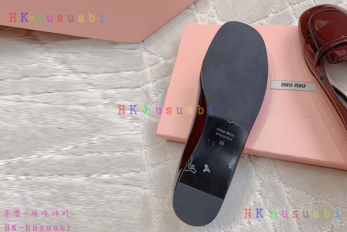 NEW 미우미우 신발 신상 MU 8944705