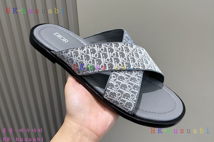 NEW 디올 신발 신상 DR 599522