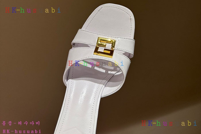 NEW 펜디 샌들 신상 F 6580443
