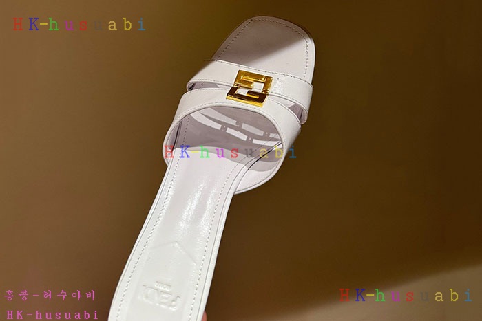 NEW 펜디 샌들 신상 F 6580443