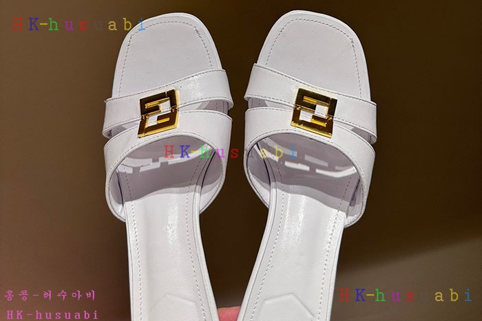 NEW 펜디 샌들 신상 F 6580443