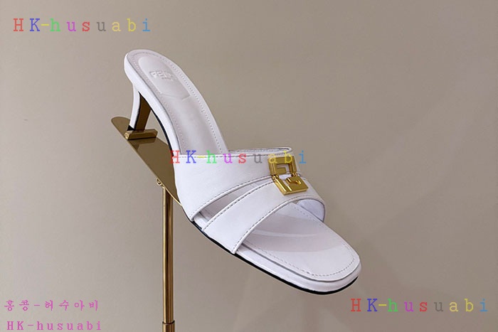 NEW 펜디 샌들 신상 F 6580443