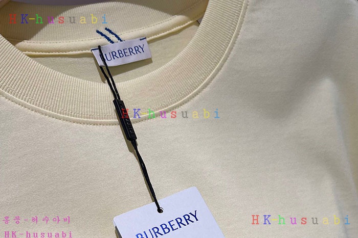 NEW 버버리 반팔티 신상 BB 5855439