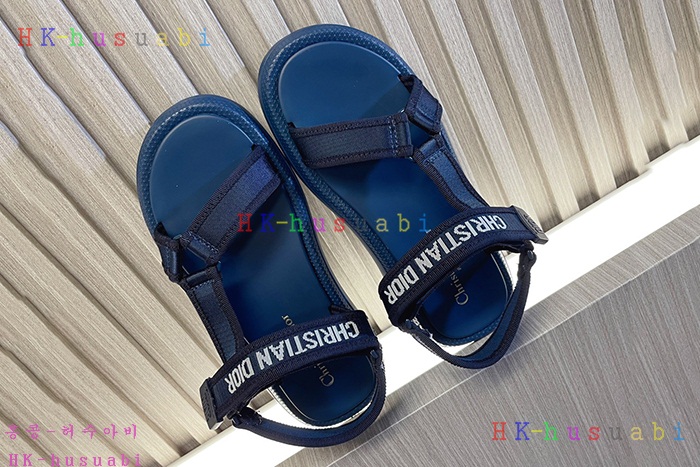 NEW 디올 샌들 신상 DR 468810