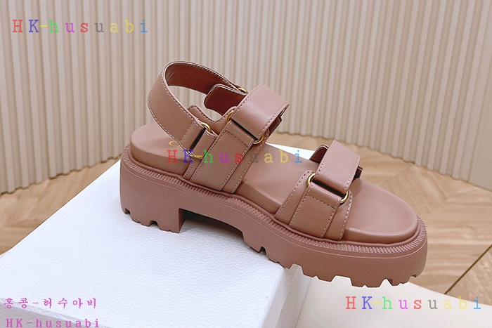 NEW 디올 샌들 신상 DR 388813