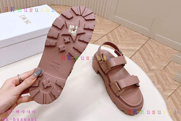 NEW 디올 샌들 신상 DR 388813