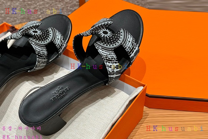 NEW 에르메스 샌들 신상 H 522600