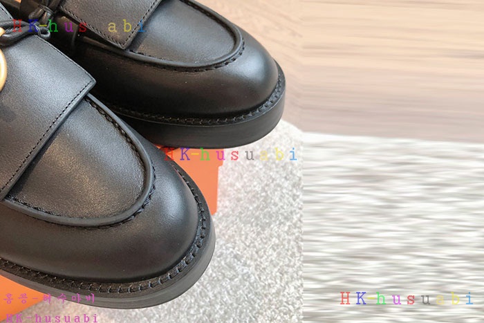 NEW 에르메스 로퍼 신상 H 522509