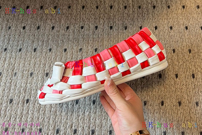 NEW 미우미우 신발 신상 M 885701