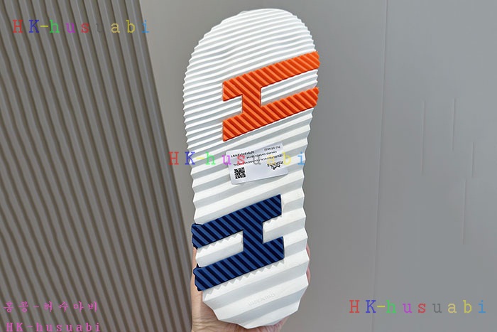NEW 에르메스 샌들 신상 H 309042