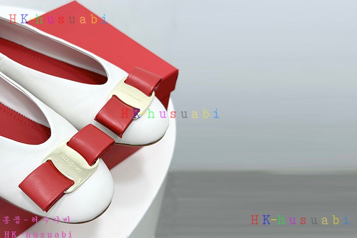 NEW 페라가모 플랫슈즈 신상 F 955703