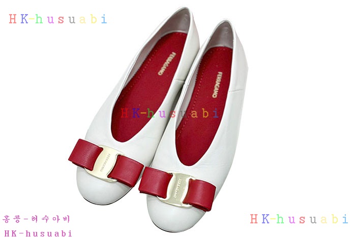 NEW 페라가모 플랫슈즈 신상 F 955703
