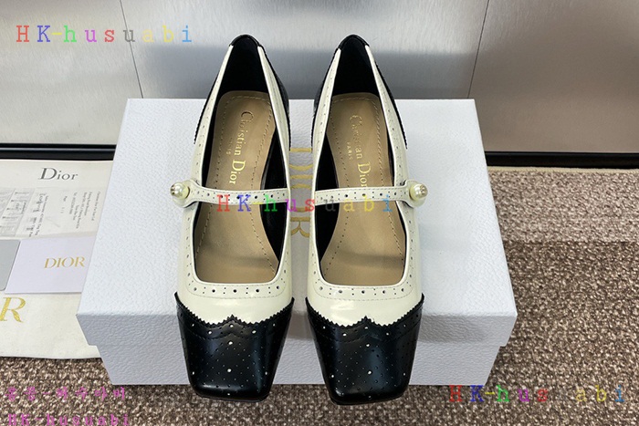 NEW 디올 신발 신상 DR 2566882