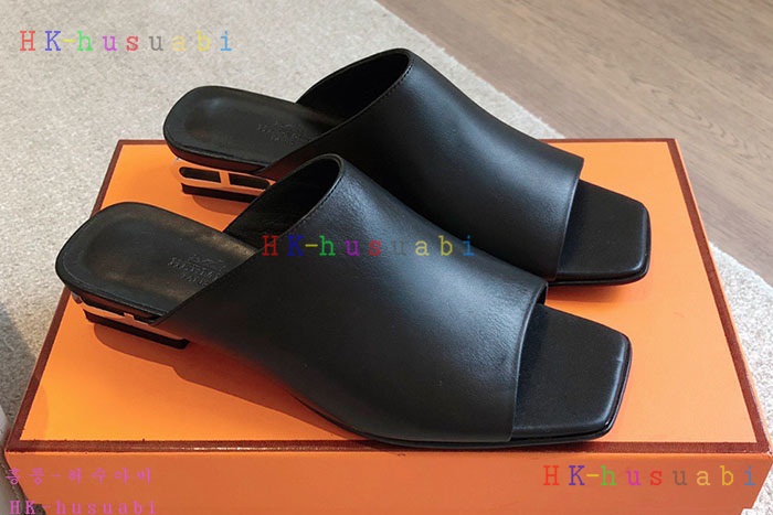NEW 에르메스 샌들 슬리퍼 신상 H 040119