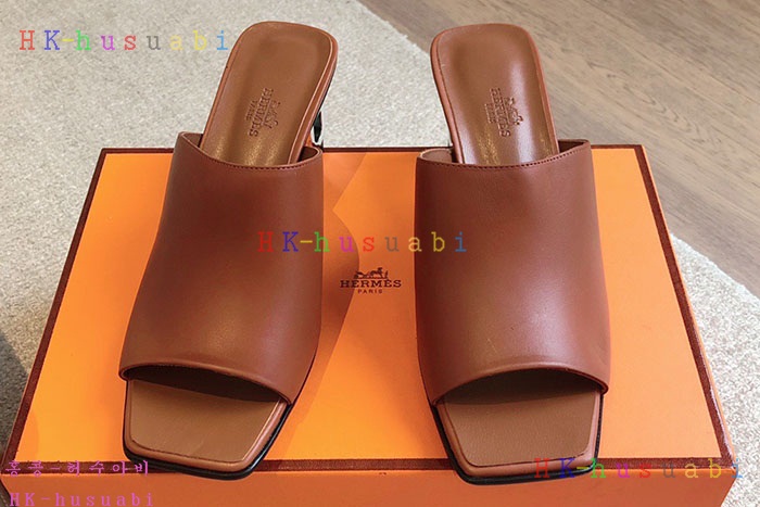 NEW 에르메스 샌들 슬리퍼 신상 H 040123