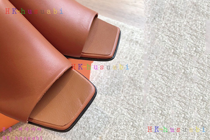 NEW 에르메스 샌들 슬리퍼 신상 H 040123