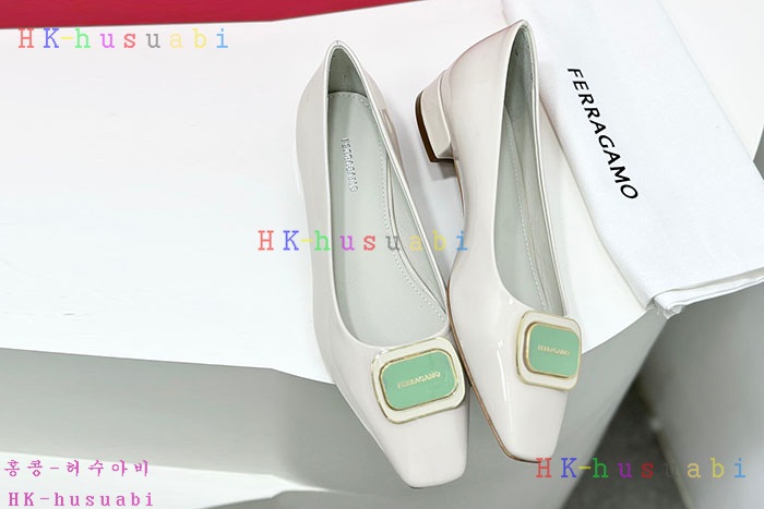 NEW 페라가모 신발 신상 F 4480441