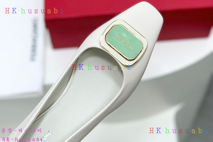 NEW 페라가모 신발 신상 F 4480441