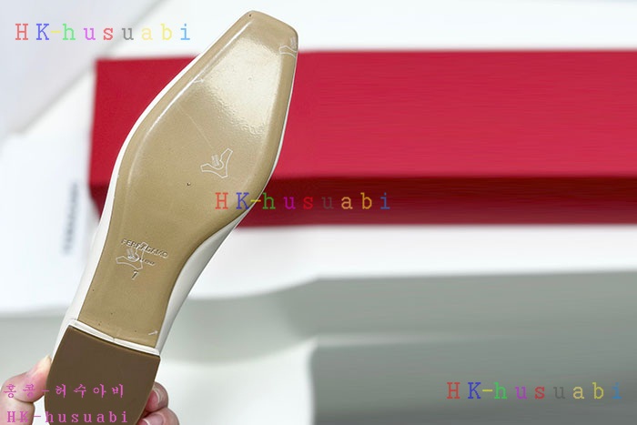 NEW 페라가모 신발 신상 F 4480441