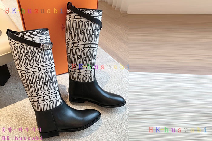 NEW 에르메스 부츠 신상 H 744500