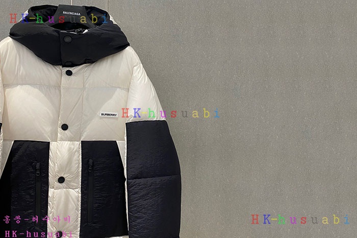NEW 버버리 패딩 신상 B 70444022