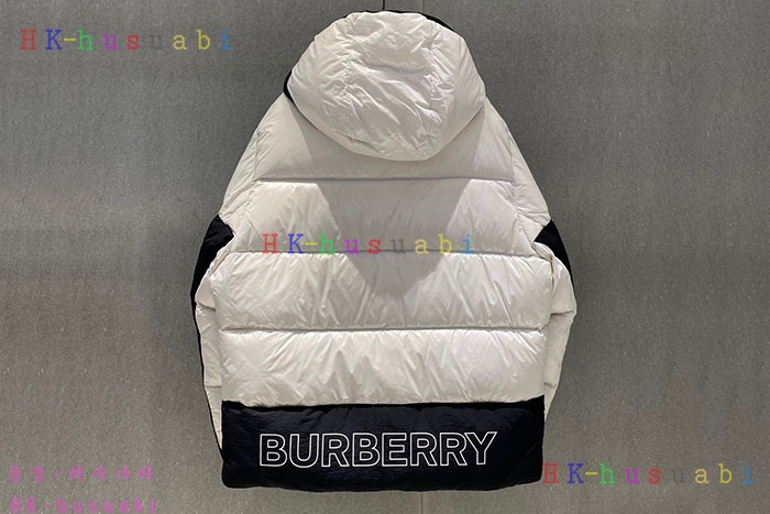 NEW 버버리 패딩 신상 B 70444022