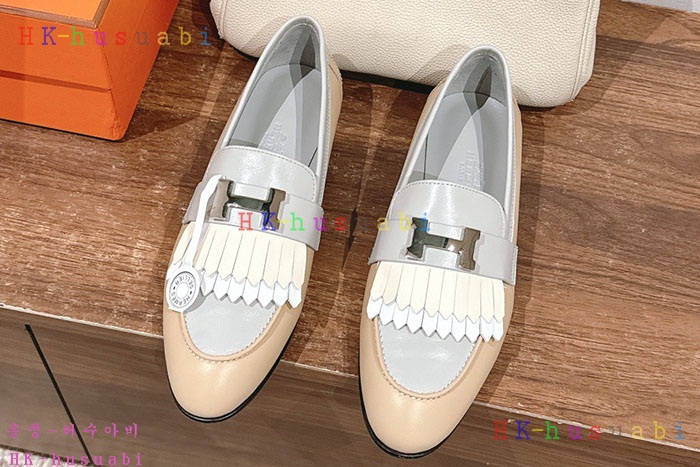 NEW 에르메스 로퍼 신상 H 4585811