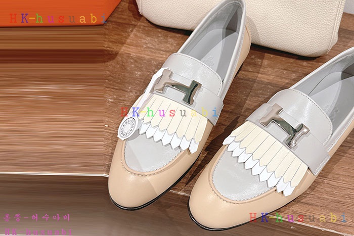 NEW 에르메스 로퍼 신상 H 4585811