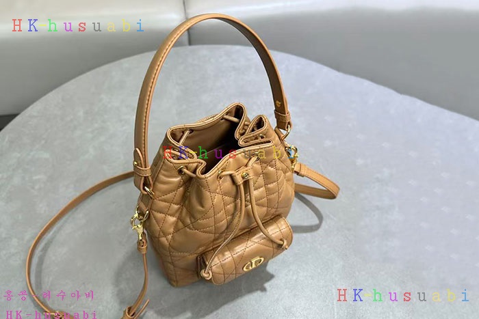 ڹ̷ޡڵ Dior Caro ī  Ŷ  M3372-3